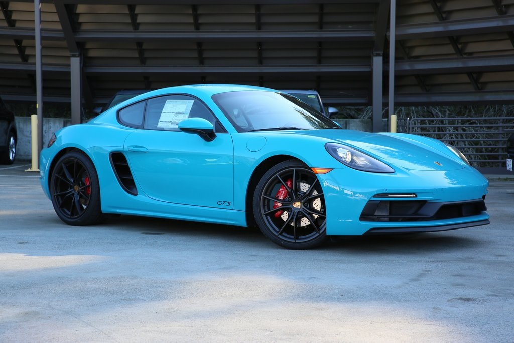 Porsche Cayman s Blue